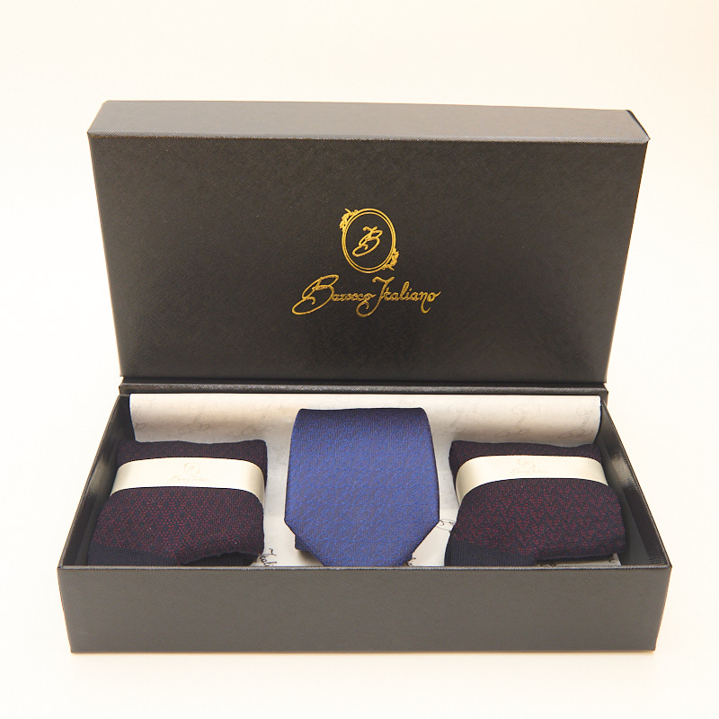 Box calza lunga cotone Filo di Scozia con polsino inglese e Cravatta in seta fatta a mano - ROSSO BAROLO